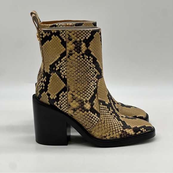 Tory Burch Ankle Boots. Size 7.5